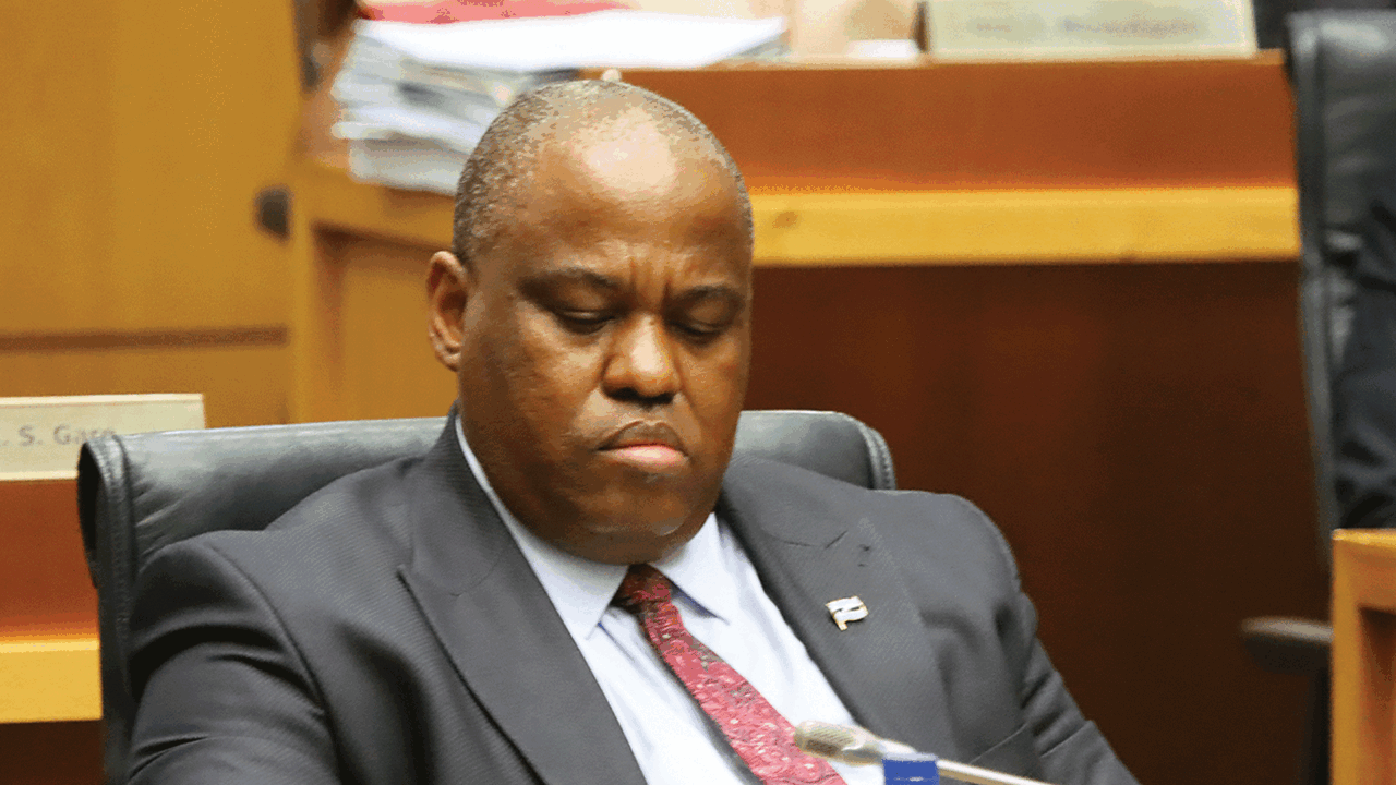 Mzwinila claims dirty hands in DCEC, DPP tussle