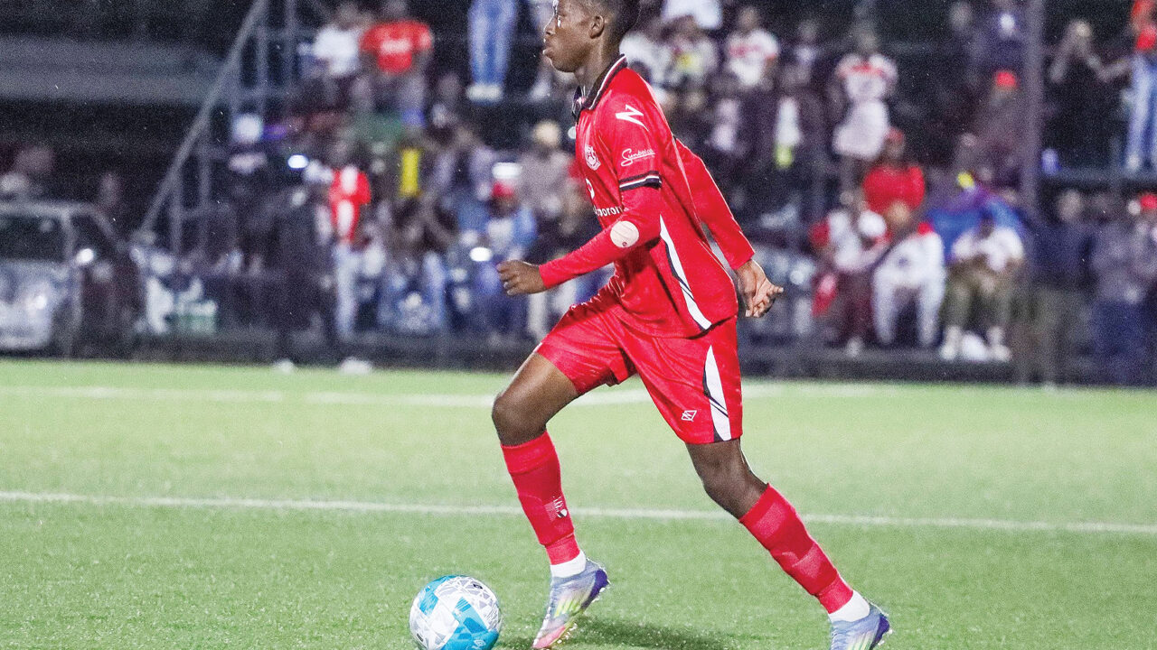 Gaborone United or Jwaneng Galaxy?