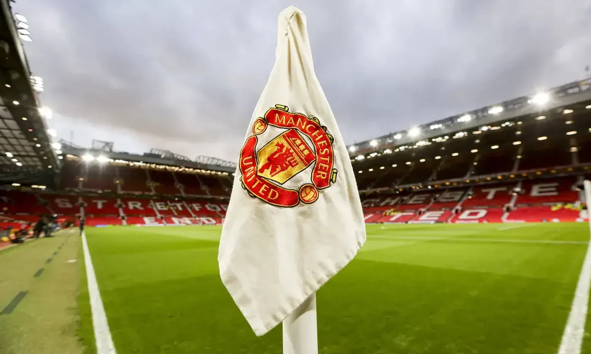 Boko secures a deal with Manchester United