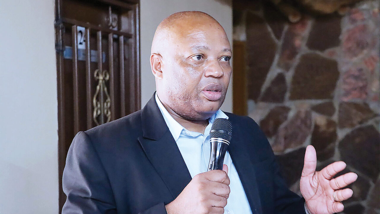 Batlokwa resist township plan for tribal land