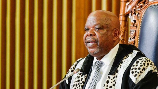 Dikgosi caught up in metamodernism