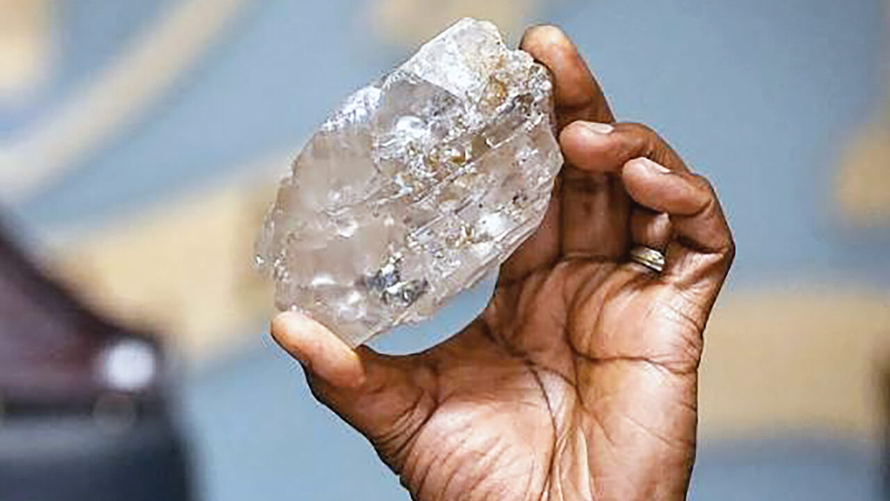 De Beers shines amid turbulence