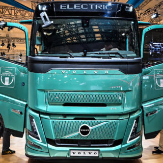 Volvo’s electric truck range wins International Truck of the Year Award